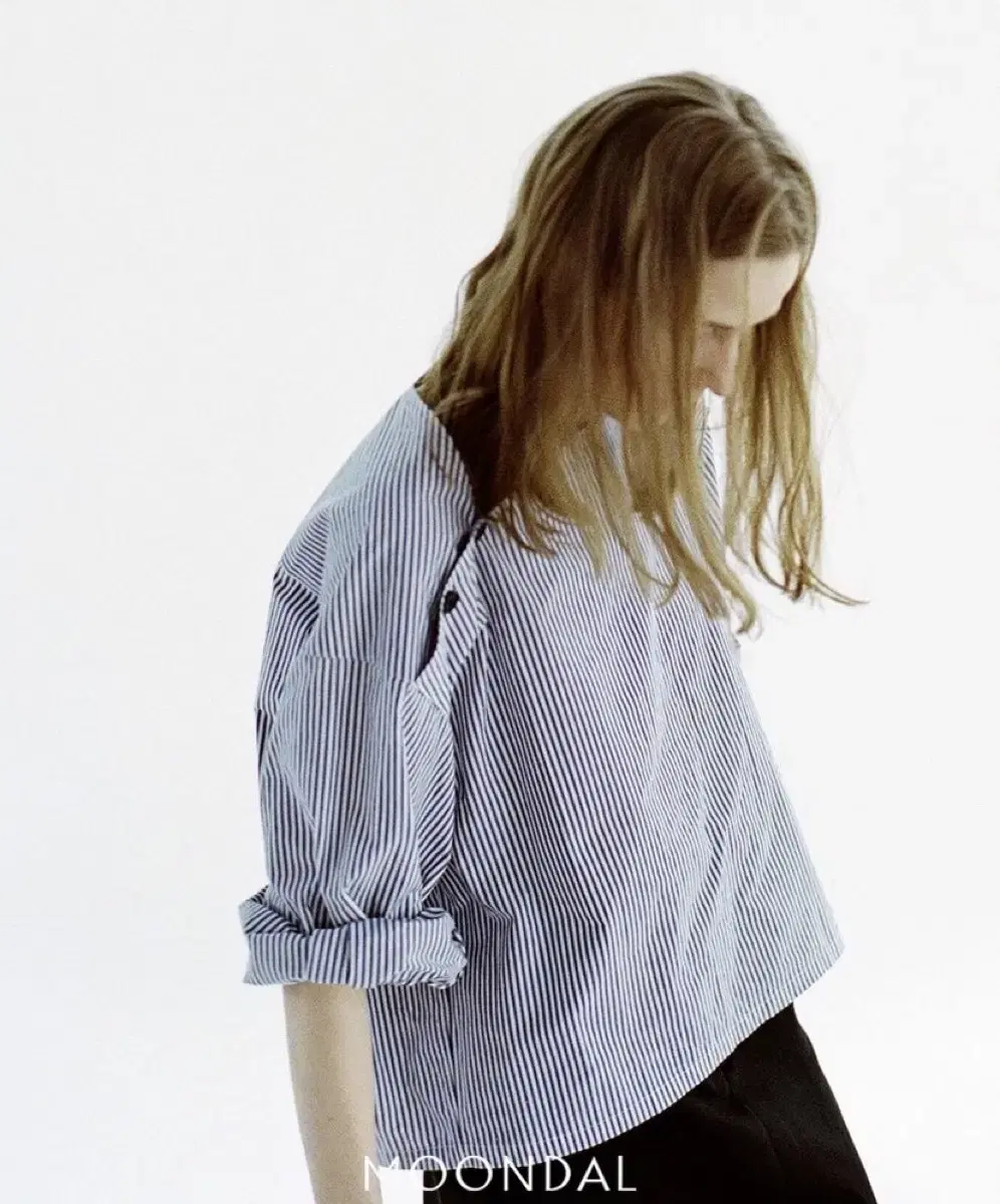 문달 블라우스 garni blouse in blue stripe